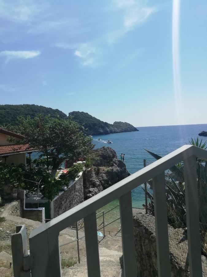 Apartament Dimitris *